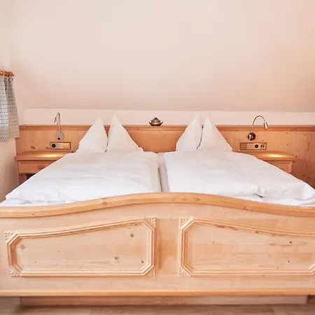 Haus Ranker ライト・イム・ヴィンクル